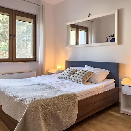 4 Pory Roku Apartment *